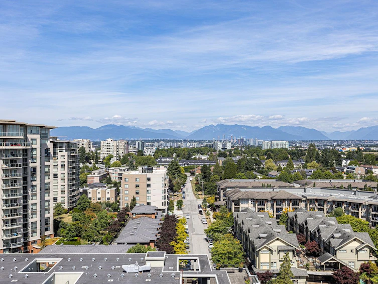 1607-8460 Granville Avenue, Richmond, BC, V6Y 4E7 - 2