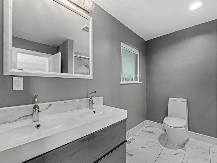 271 Montroyal Boulevard, North Vancouver, BC, V7N 4E4 - 21