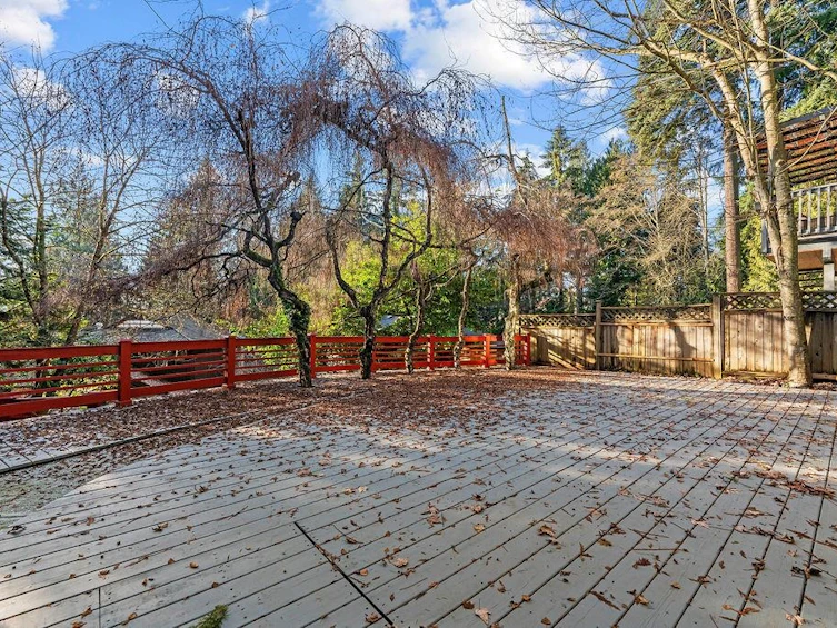 271 Montroyal Boulevard, North Vancouver, BC, V7N 4E4 - 33