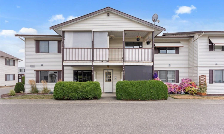 61-7455 Huron Street