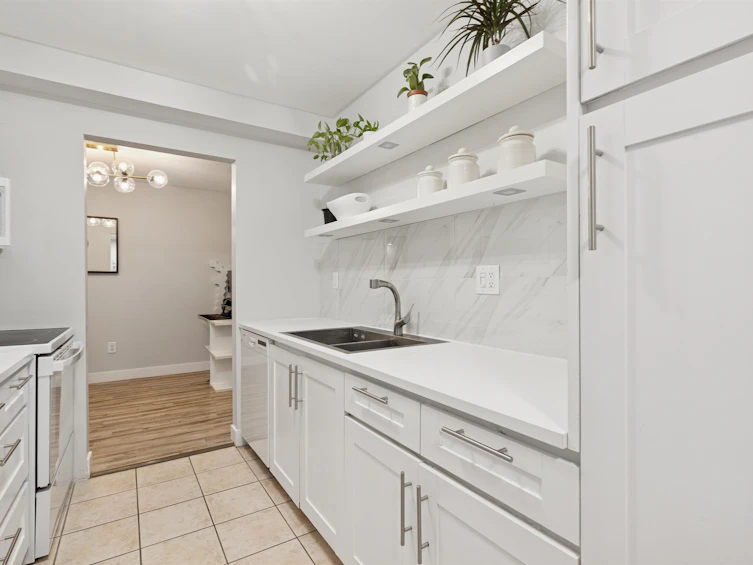 102-4111 Francis Road, Richmond, BC, V7C 1J8 - 3