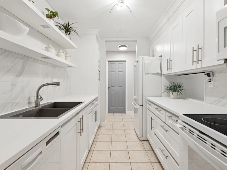 102-4111 Francis Road, Richmond, BC, V7C 1J8 - 4