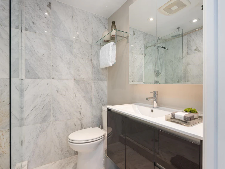 55-777 Burrard Street, Vancouver, BC, V6Z 1X6 - 17