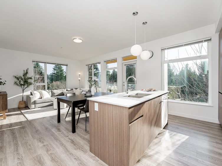 304-516 Foster Avenue, Coquitlam, BC, V3J 0H8 - 3