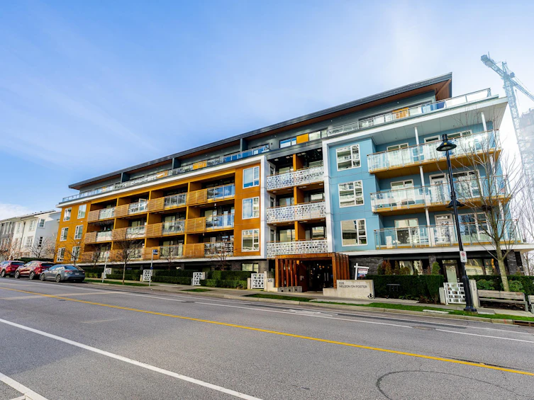 304-516 Foster Avenue, Coquitlam, BC, V3J 0H8 - 2