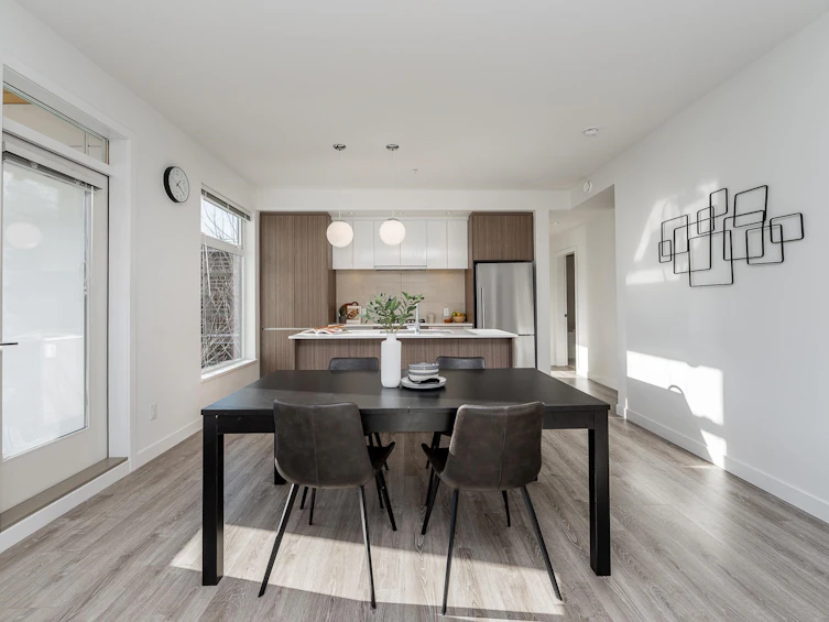 304-516 Foster Avenue, Coquitlam, BC, V3J 0H8 - 9