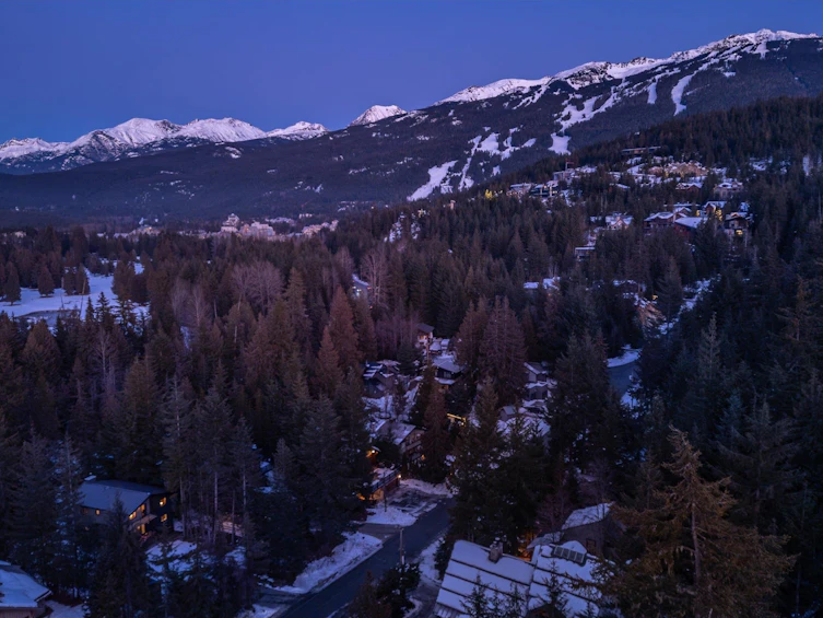 3273 Arbutus Drive, Whistler, BC, V8E 0B8 - 30