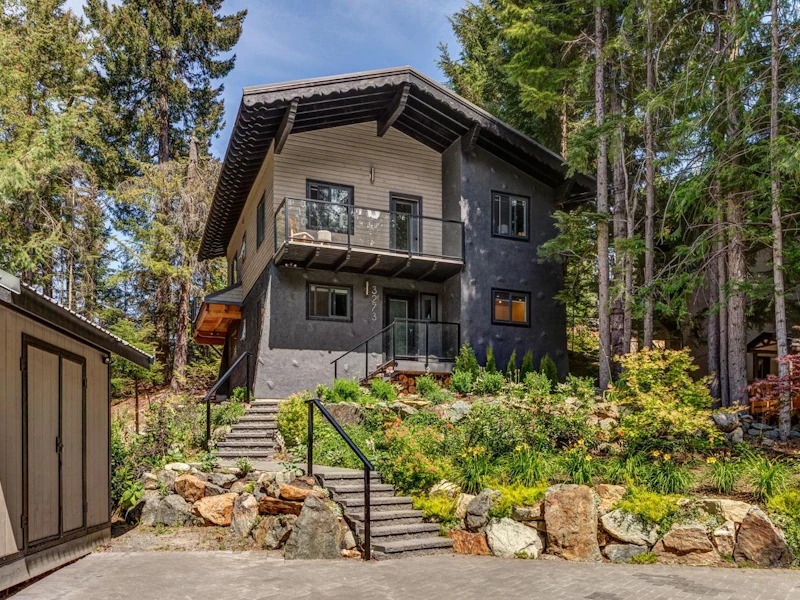 3273 Arbutus Drive, Whistler BC V0N 1B3