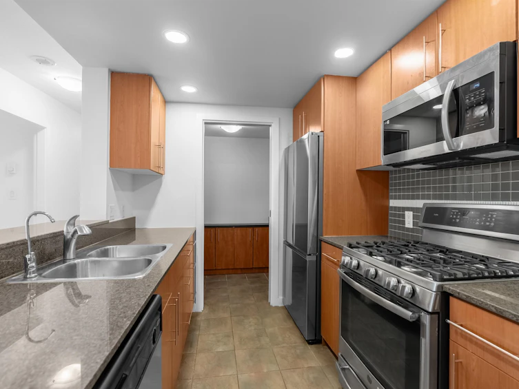 705-550 Pacific Street, Vancouver, BC, V6Z 3G2 - 8