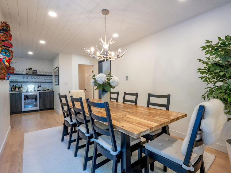 2219 Aspen Drive, Whistler, BC, V8E 0A6 - 9