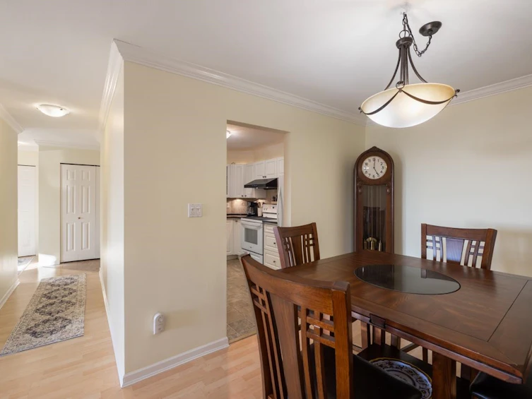 312-15875 Marine Drive, Surrey, BC, V4B 5J2 - 15