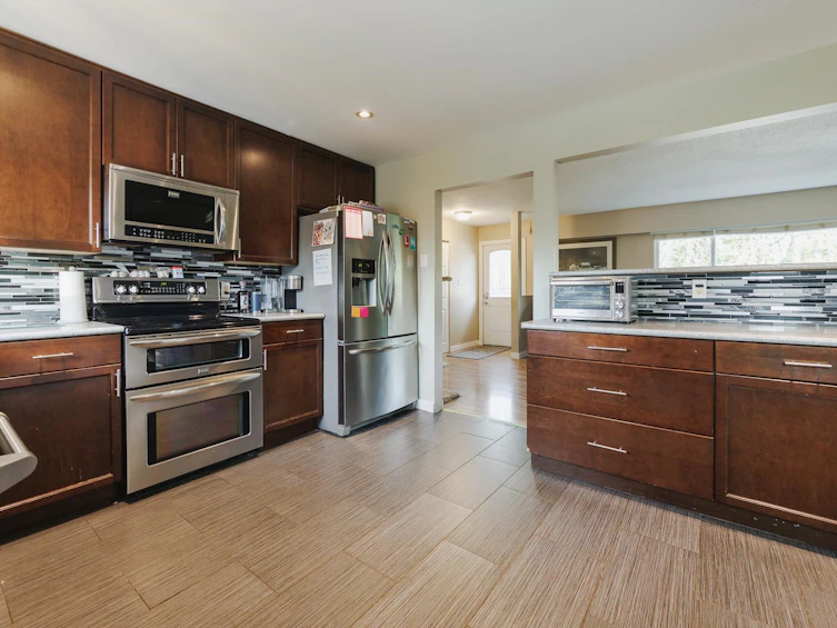 12045 261 Street, Maple Ridge, BC, V2W 2A5 - 10
