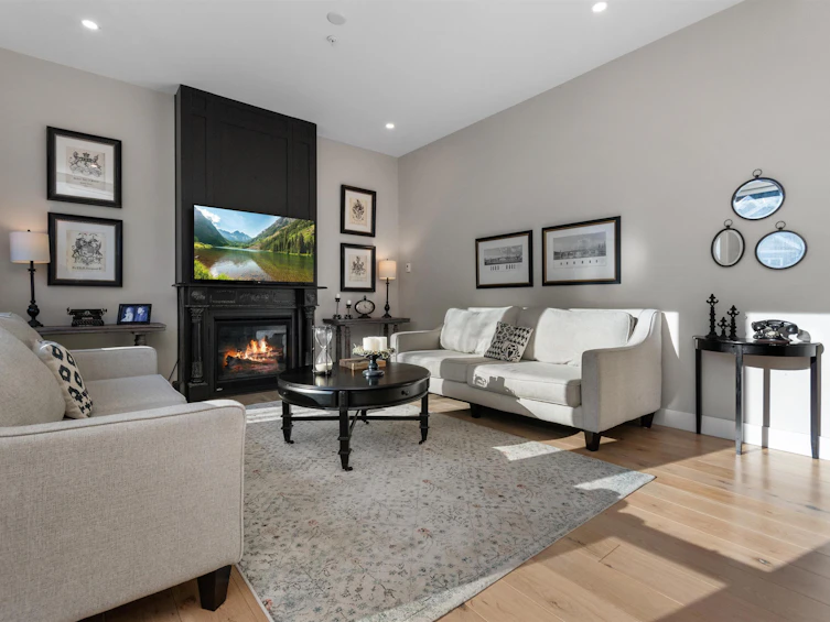 44-1885 Columbia Valley Road, Cultus Lake, BC, V2R 1J8 - 11