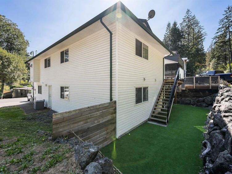 200 Lakeshore Drive, Cultus Lake, BC, V2R 5A1 - 35
