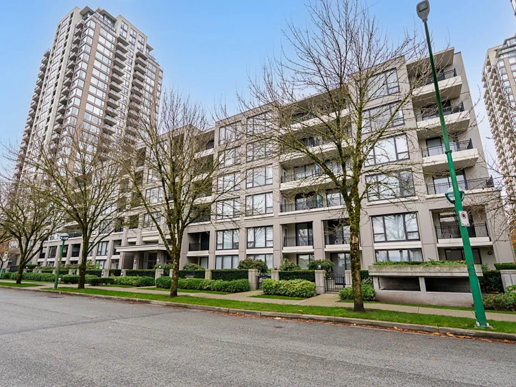 403-7138 Collier Street, Burnaby, BC, V5E 0A2 - 3