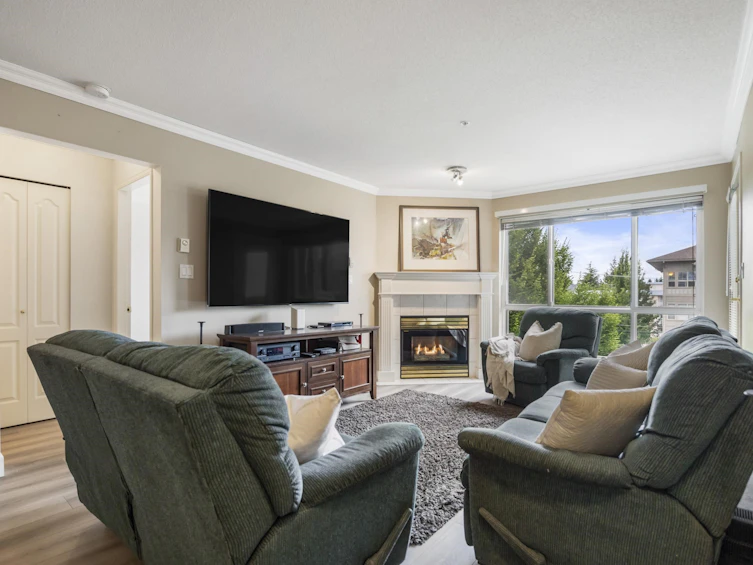 403-20200 54a Avenue, Langley, BC, V3A 3W7 - 11