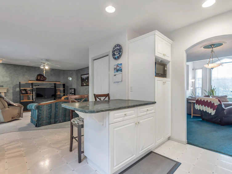 223 Balsam Avenue, Harrison Hot Springs, BC, V0M 1K0 - 14