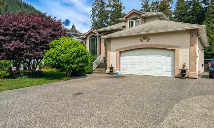 223 Balsam Avenue