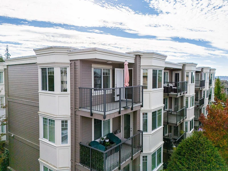 PH4 - 15357 Roper Avenue, Surrey BC V4B 2G2