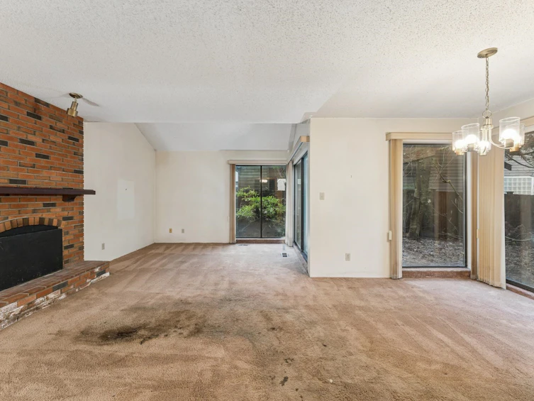 1494 Ross Road, North Vancouver, BC, V7J 1V2 - 2