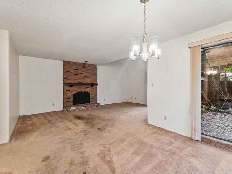 1494 Ross Road, North Vancouver, BC, V7J 1V2 - 3
