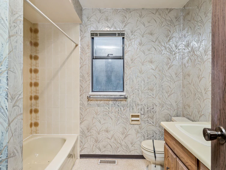 1494 Ross Road, North Vancouver, BC, V7J 1V2 - 25