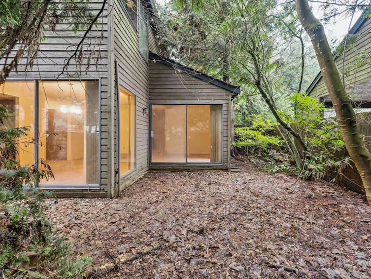 1494 Ross Road, North Vancouver, BC, V7J 1V2 - 35