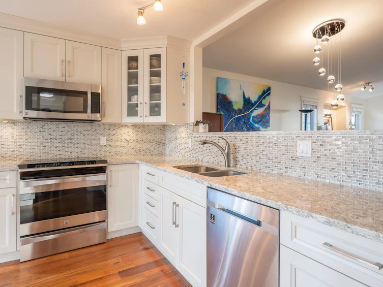 5696 Emily Way, Sechelt, BC, V7Z 0N5 - 4