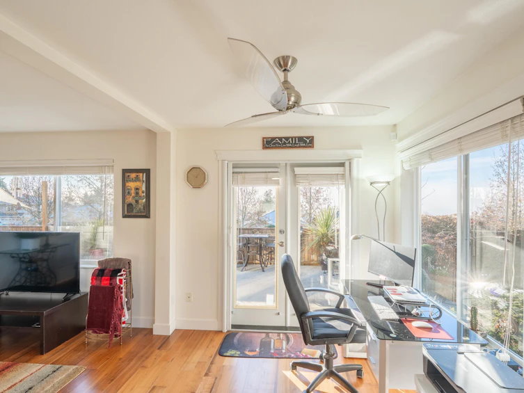 5696 Emily Way, Sechelt, BC, V7Z 0N5 - 10