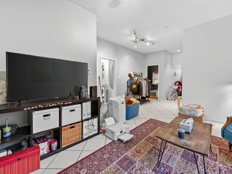 3838 Inverness Street, Vancouver, BC, V5V 4W2 - 6