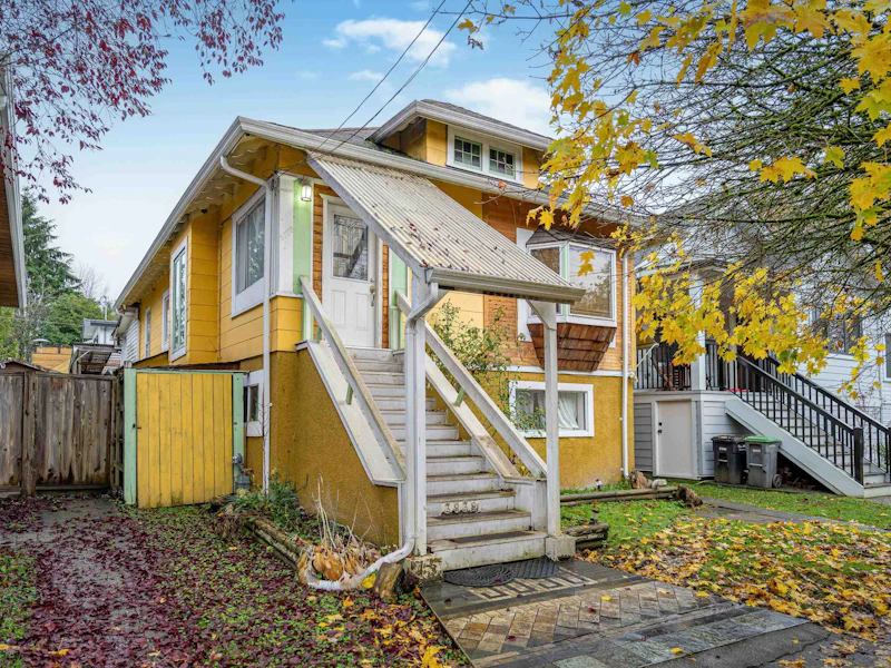 3838 Inverness Street, Vancouver BC V5V 4W2