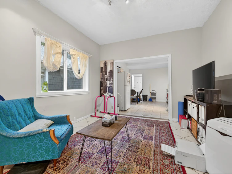 3838 Inverness Street, Vancouver, BC, V5V 4W2 - 3