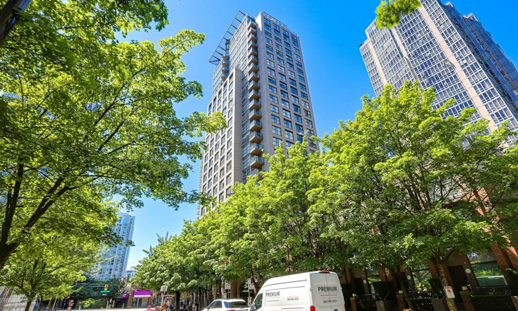 1108-989 Beatty Street