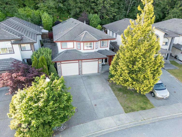 3051 Sienna Court, Coquitlam, BC, V3E 3N7 - 2