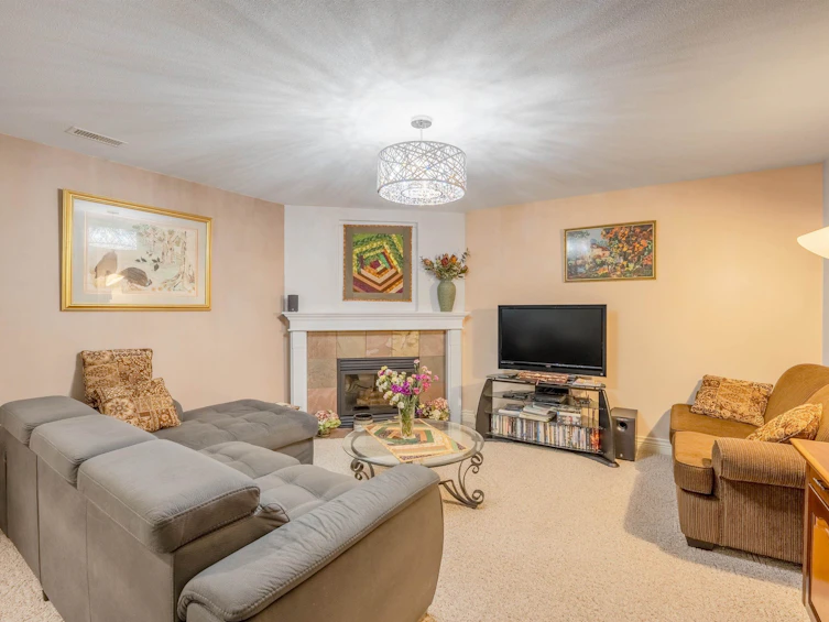 3051 Sienna Court, Coquitlam, BC, V3E 3N7 - 8