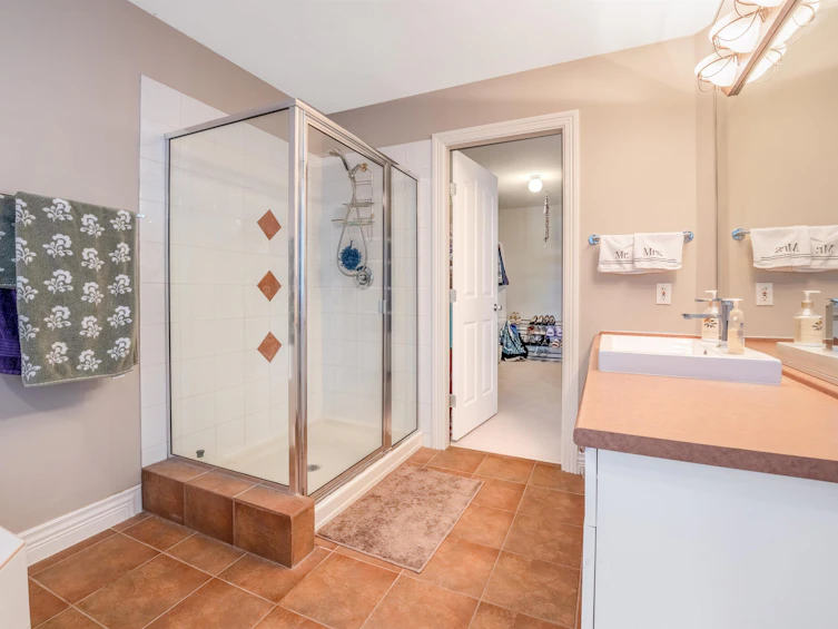 3051 Sienna Court, Coquitlam, BC, V3E 3N7 - 29