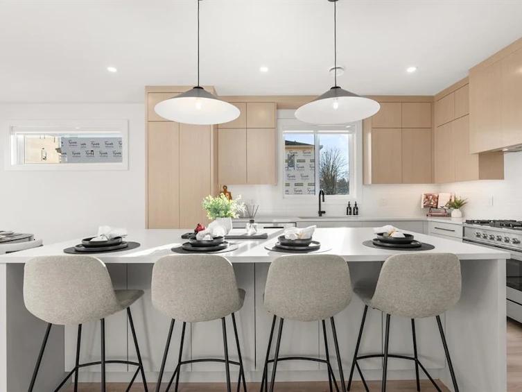 9300 Ebor Road, Delta, BC, V4C 4R3 - 5