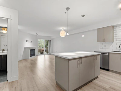 223-2515 Park Drive - 4