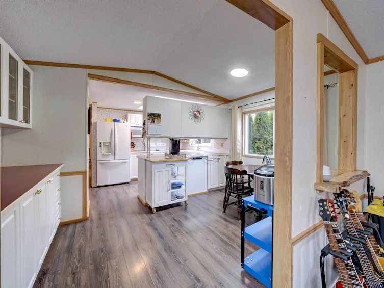 28-5575 Mason Road, Sechelt, BC, V7Z 0K9 - 8
