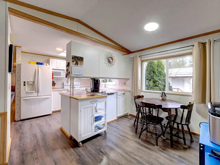 28-5575 Mason Road, Sechelt, BC, V7Z 0K9 - 7