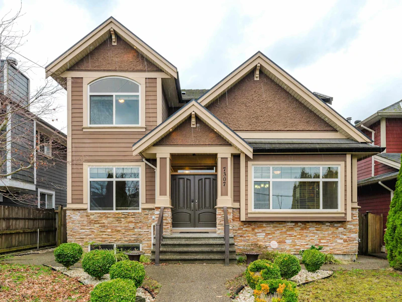 7307 2nd Street, Burnaby BC V3N 3P9