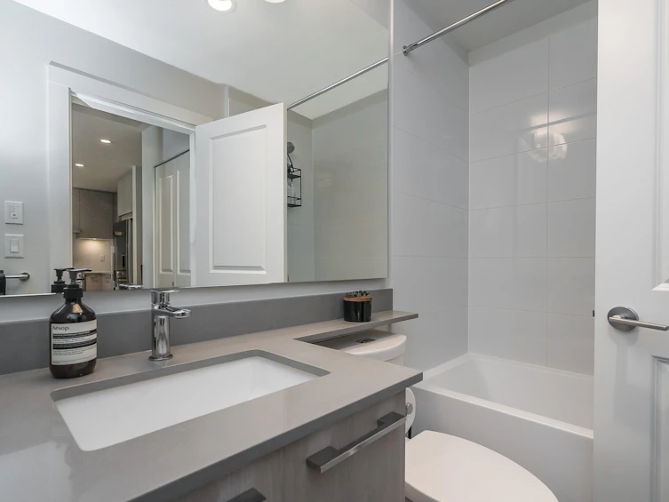 508-6438 Byrnepark Drive, Burnaby, BC, V3N 0A1 - 17