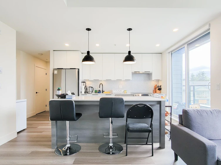 403-10778 138 Street, Surrey, BC, V3T 0S5 - 2