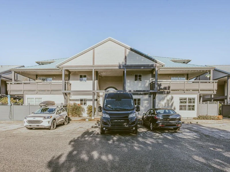 23 - 689 Park Road, Gibsons BC