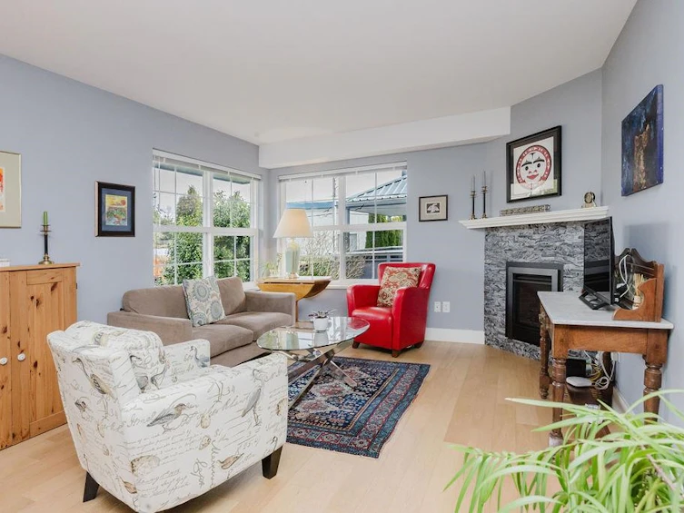23-689 Park Road, Gibsons, BC, V0N 1V7 - 2