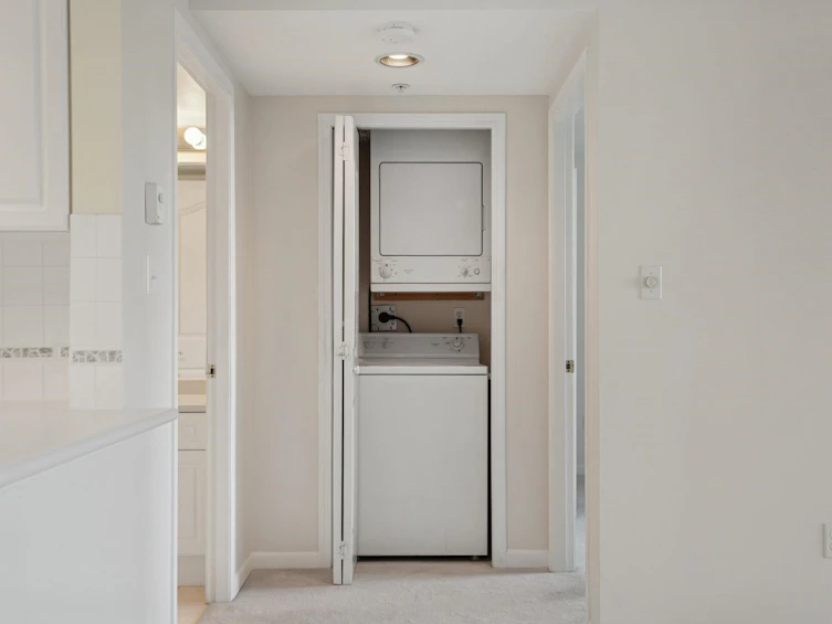 801-6080 Minoru Boulevard, Richmond, BC, V6Y 4A7 - 32