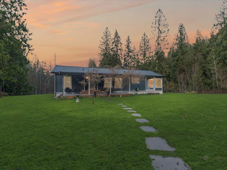6800 Hinkley Road, Chilliwack, BC, V4Z 1J4 - 2