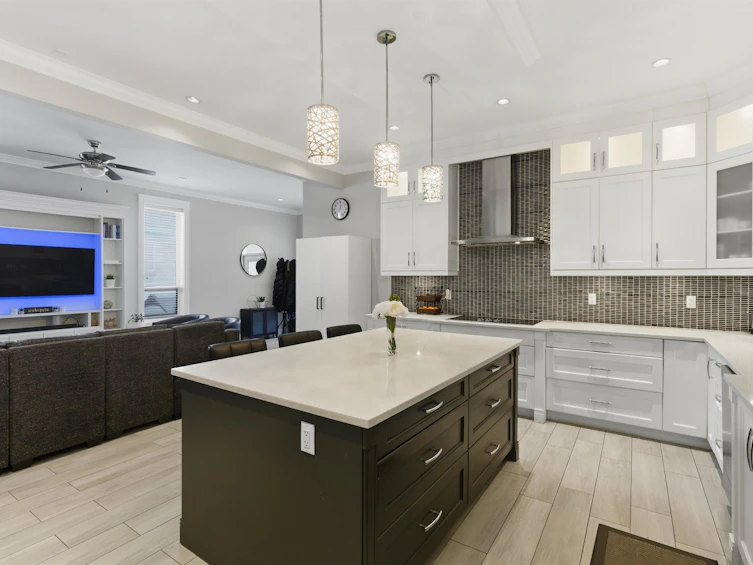 6340 128 Street, Surrey, BC, V3X 1S8 - 7