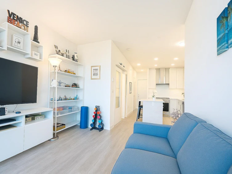 322-7133 14th Avenue, Burnaby, BC, V3N 0H5 - 2