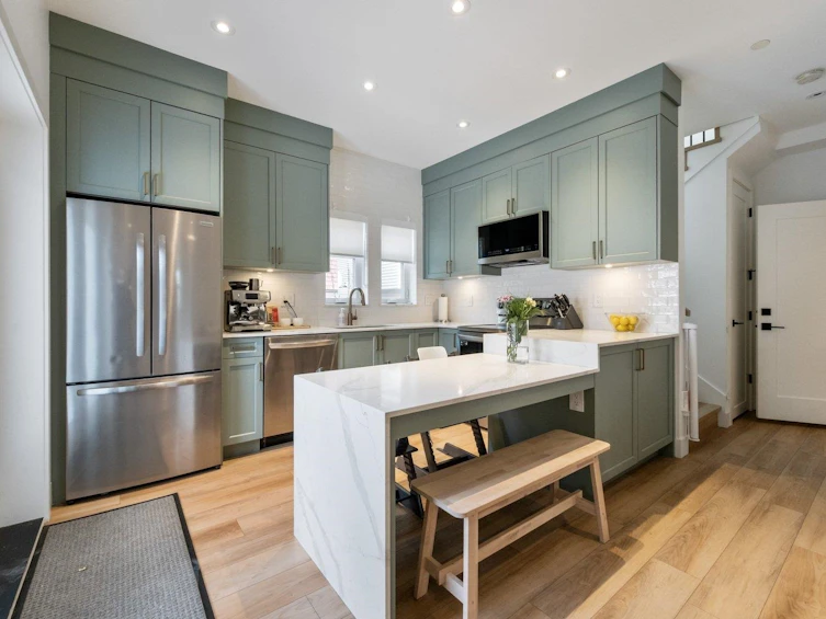 720 E 30th Avenue, Vancouver, BC, V5V 2V9 - 2